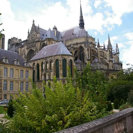 Hyper Centre Cathedrale דירה *